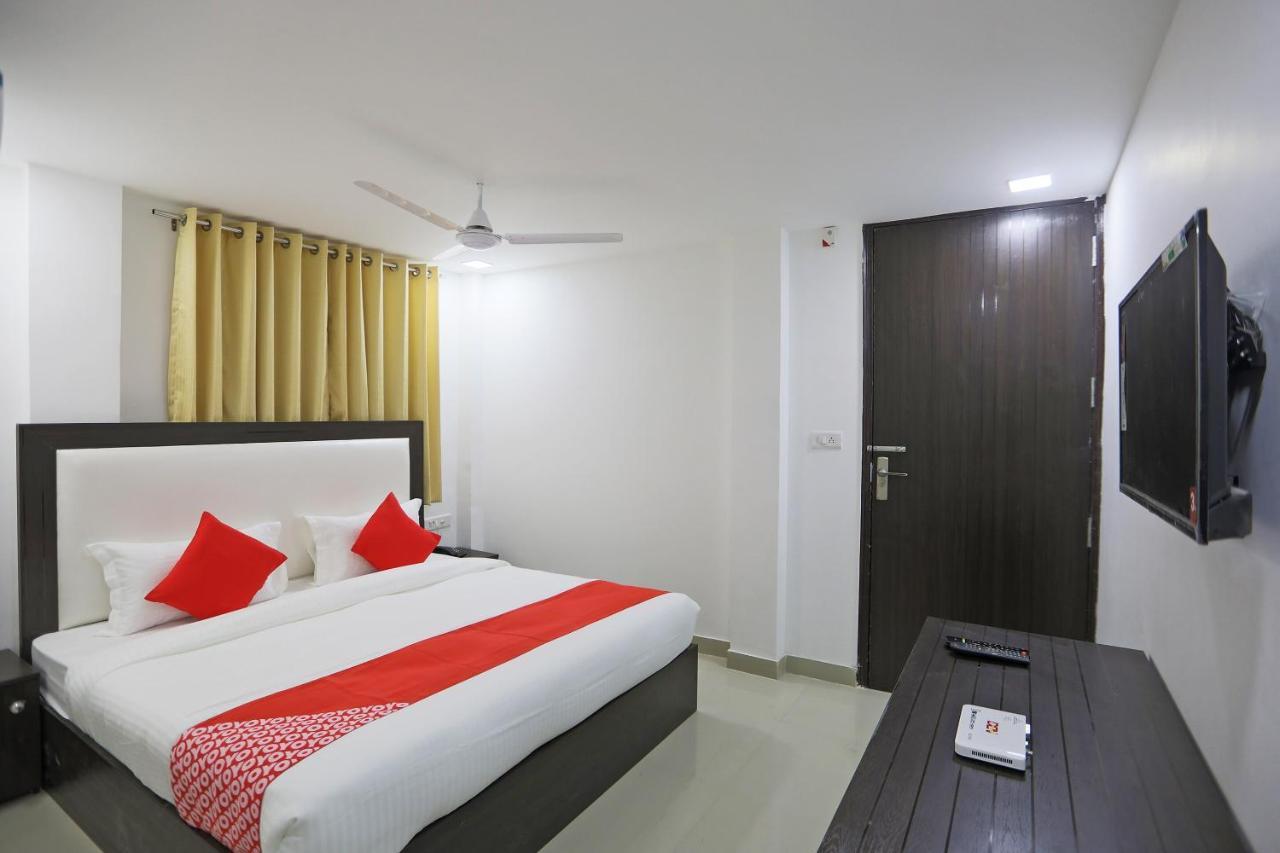 Hotel Townhouse South Lawn Nueva Delhi Exterior foto